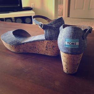 Toms Denim & Cork Wedges *Like New!*